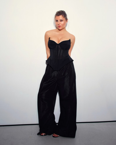 Corsé negro Lina #7