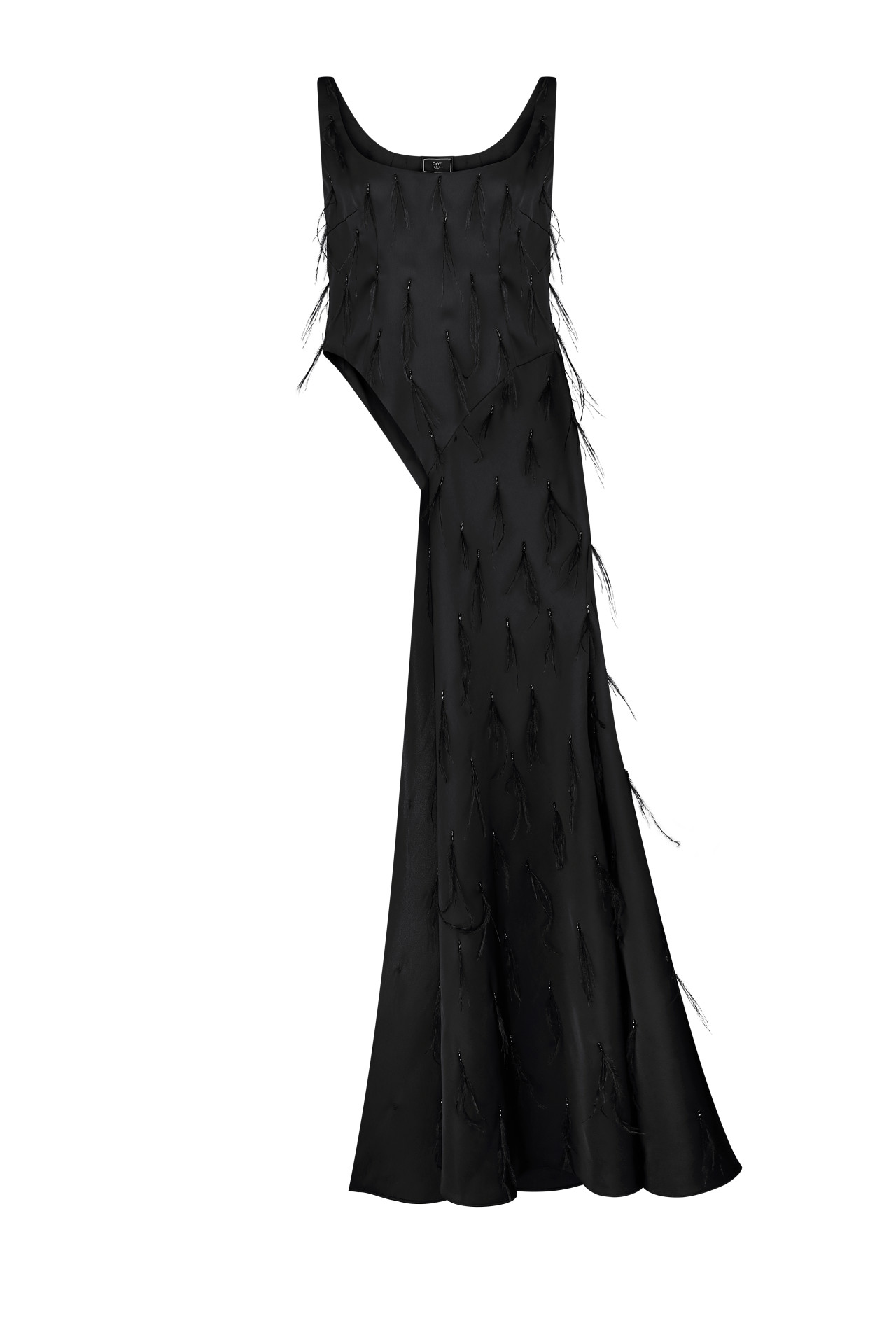 Túnica asimétrica negra con plumas