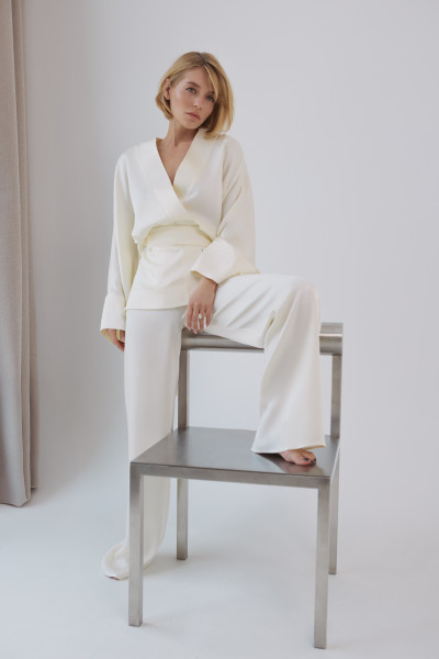 Silk pants with elastane pastel ivory