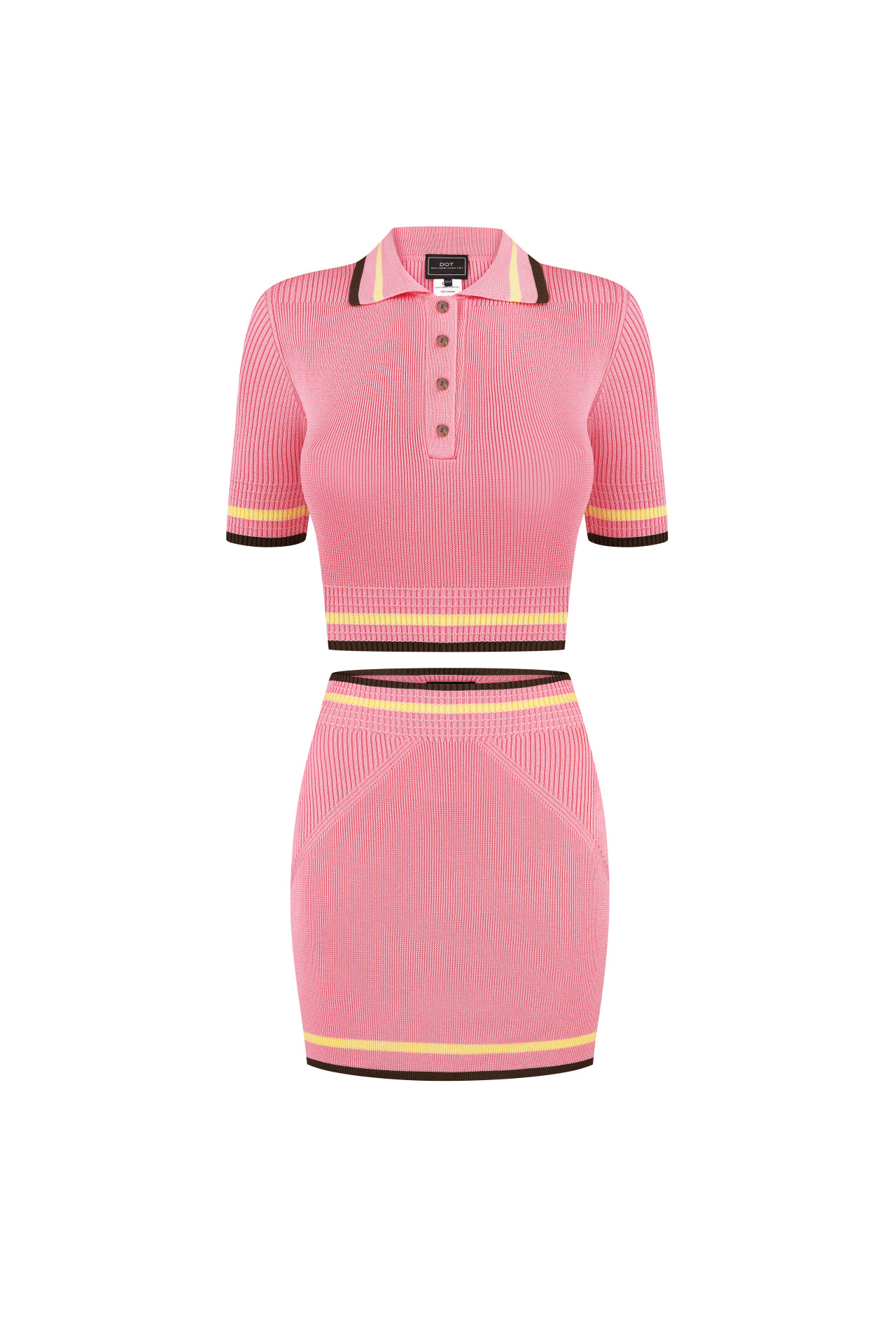 Traje de punto de fresa y azúcar