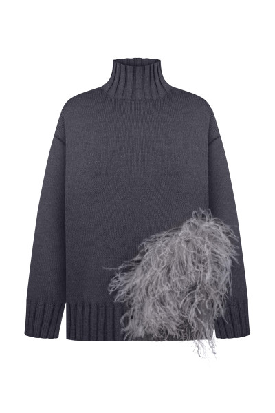 Grey oversized sweater with feathers